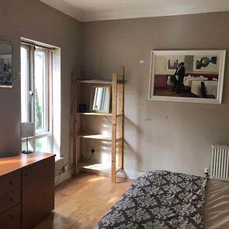 Kemp Cabin Enniskerry Road